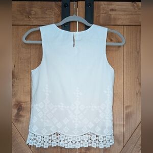 Banana Republic White Lace Trim Women's Blouse